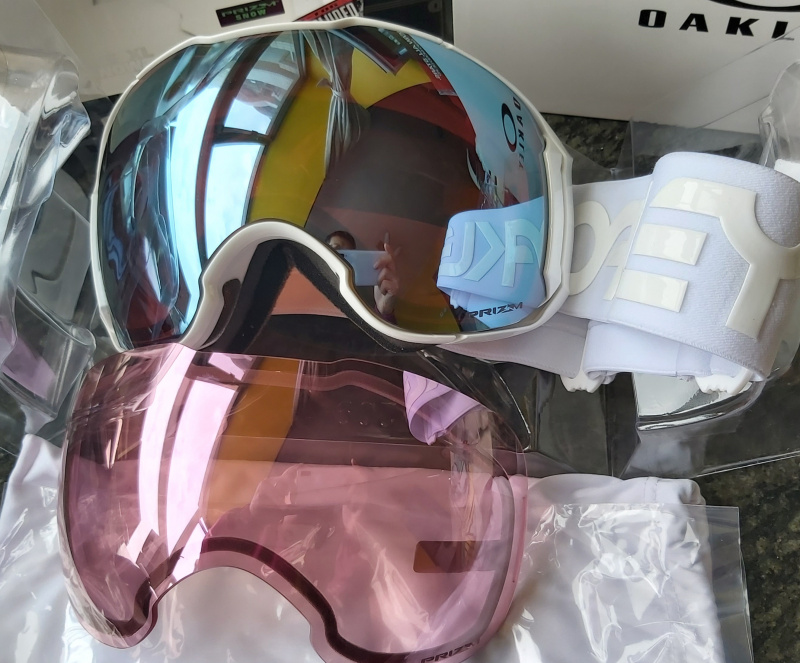 Oakley Airbrake XL Prizm Sapphire + Prizm Hi-Pink 2 lens - Snowboardfans  美國進口香港滑雪用品店