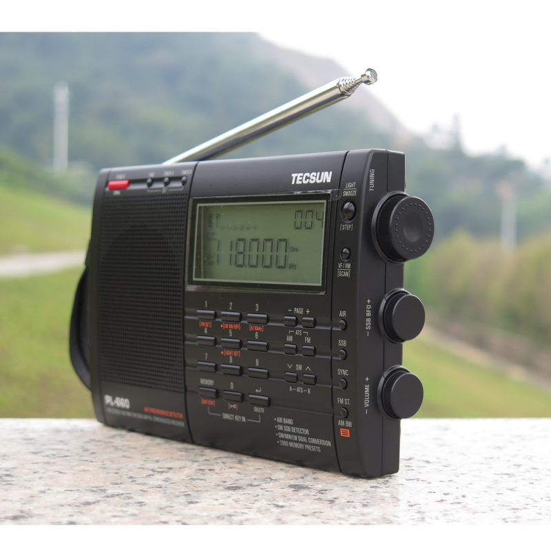 Tecsun PL-660 Airband Radio 高靈敏度接收器FM MW SW LW 數字調諧立體聲，聲音響亮，接收範圍廣- 博實電器
